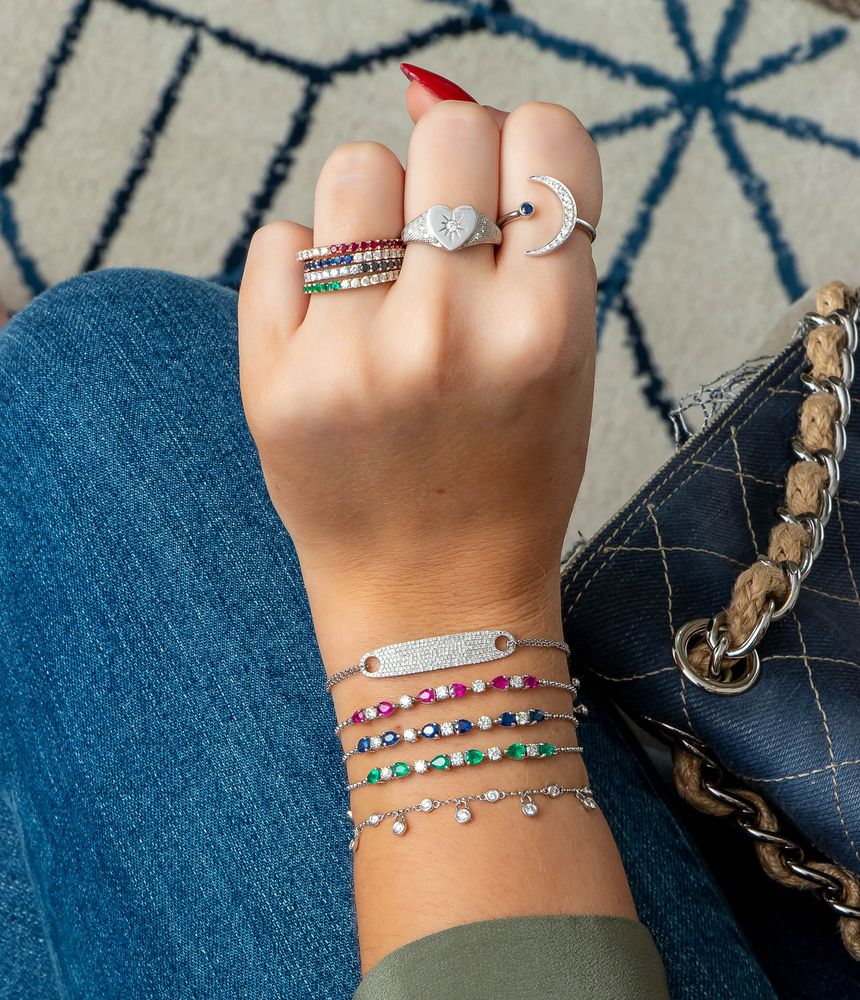 Anel-meia-lua-em-ouro-branco--com-diamantes-e-safira