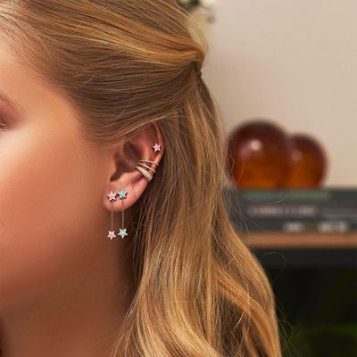 Brinco-unico-estrelas-de-ouro-com-diamante-e-esmalte-