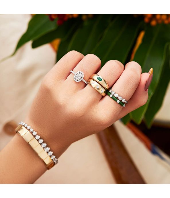 Anel-solitario-gispsy-de-ouro-com-esmeralda