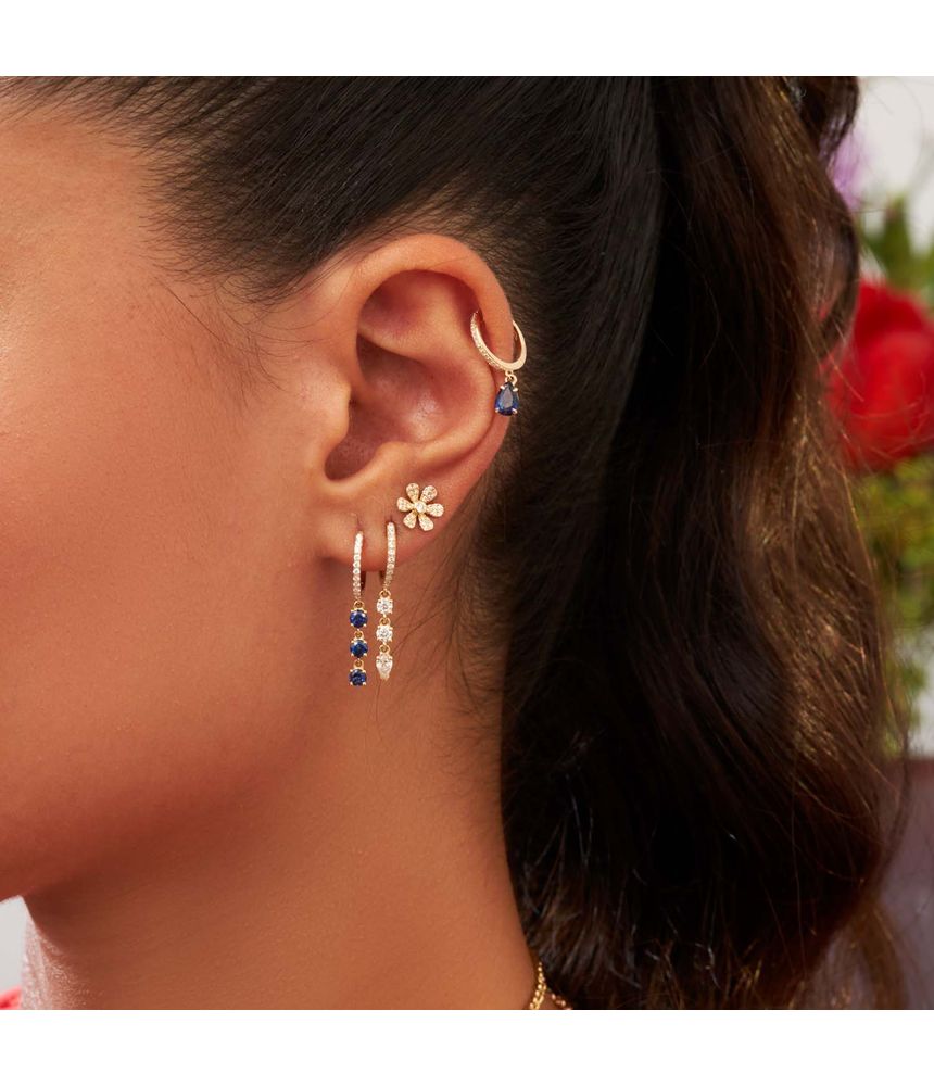 Brinco-argola-unico-fancy-huggie-de-ouro-rosa-com-diamantes