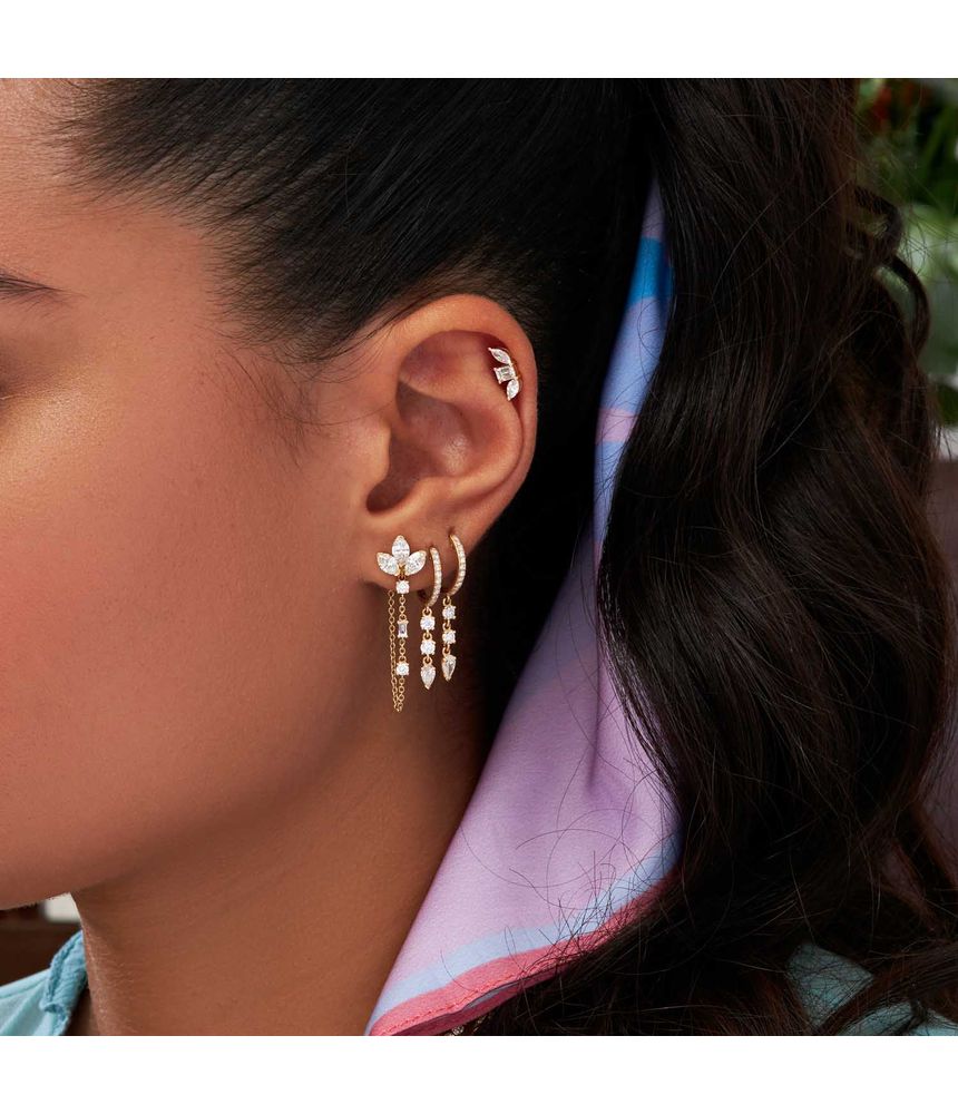 Brinco-argola-unico-fancy-huggie-de-ouro-rosa-com-diamantes