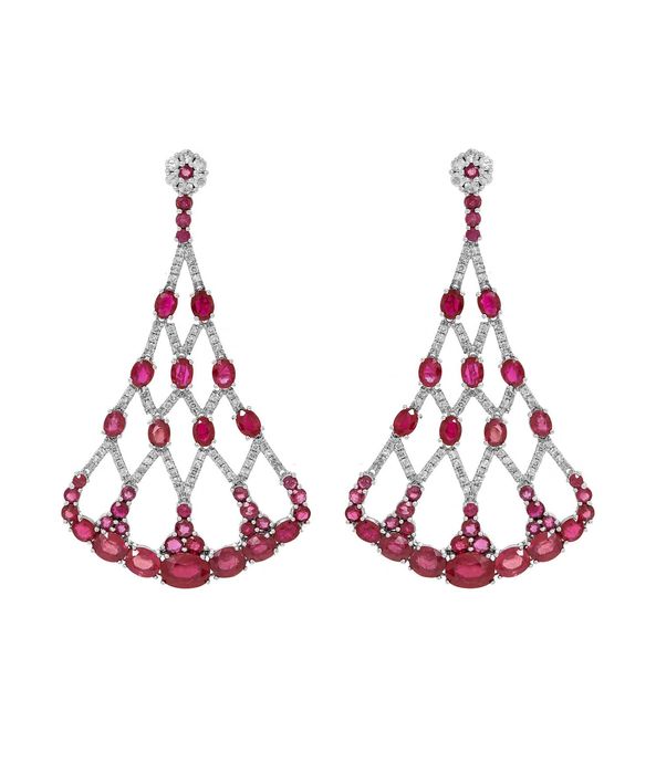 Brinco com rubis e brilhantes