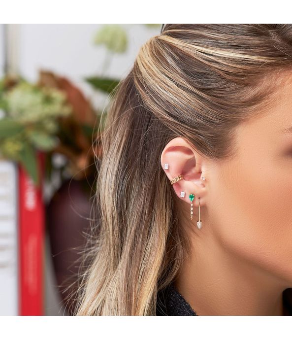 Brinco-solitario-de-ouro-branco-com-diamante-baguete