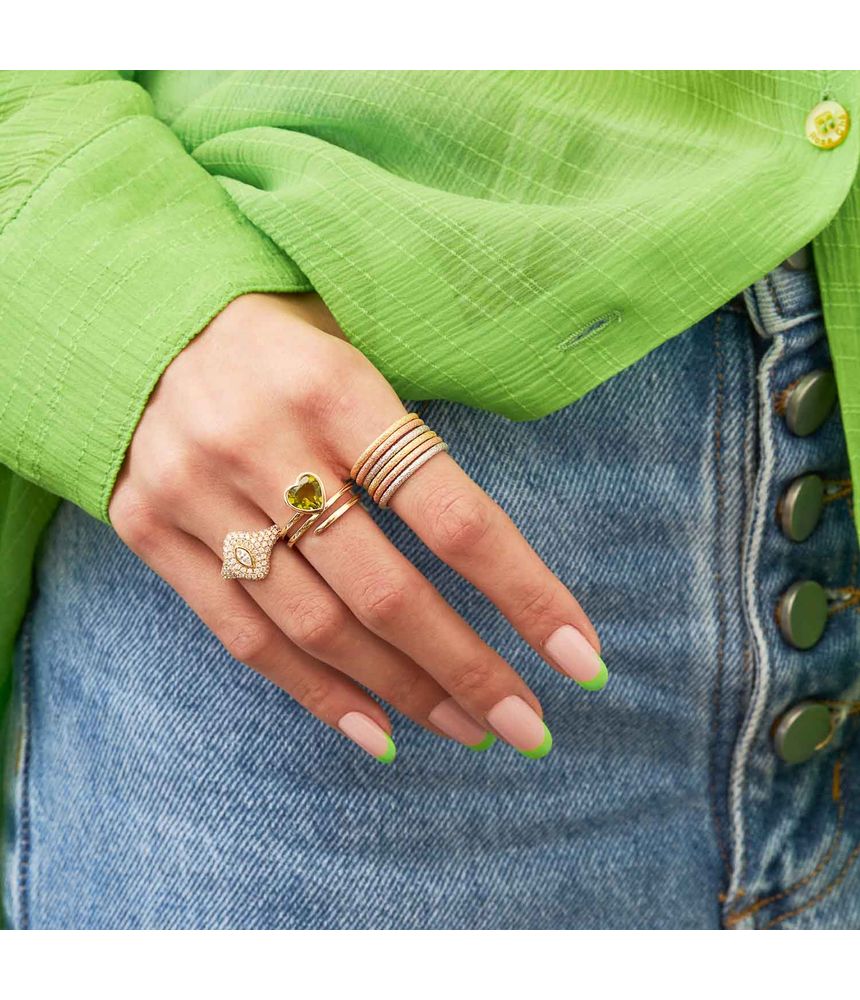 Anel-Carolina-Bucci-thin-de-ouro-branco