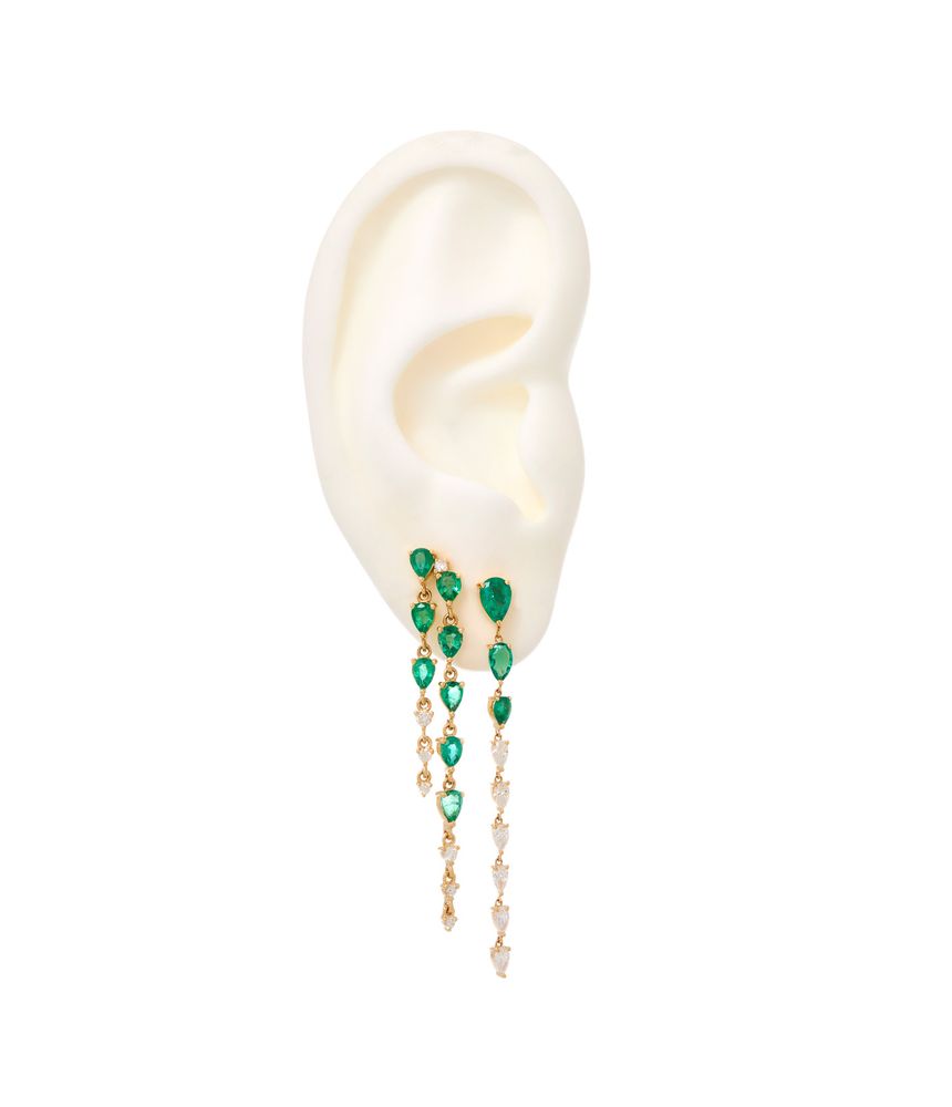 Brinco-unico-dripping-de-ouro-com-esmeraldas-e-diamantes