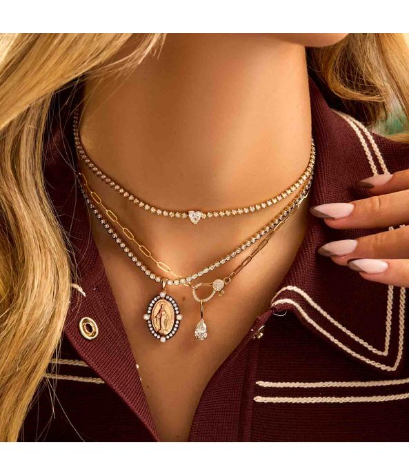 Colar-corrente-links-de-ouro-com-diamantes-brilhantes