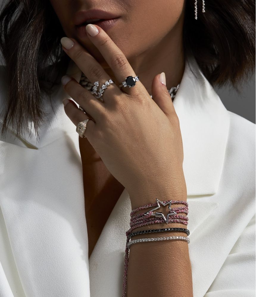 Berloque-Marla-Aaron-star-lock-de-ouro-branco