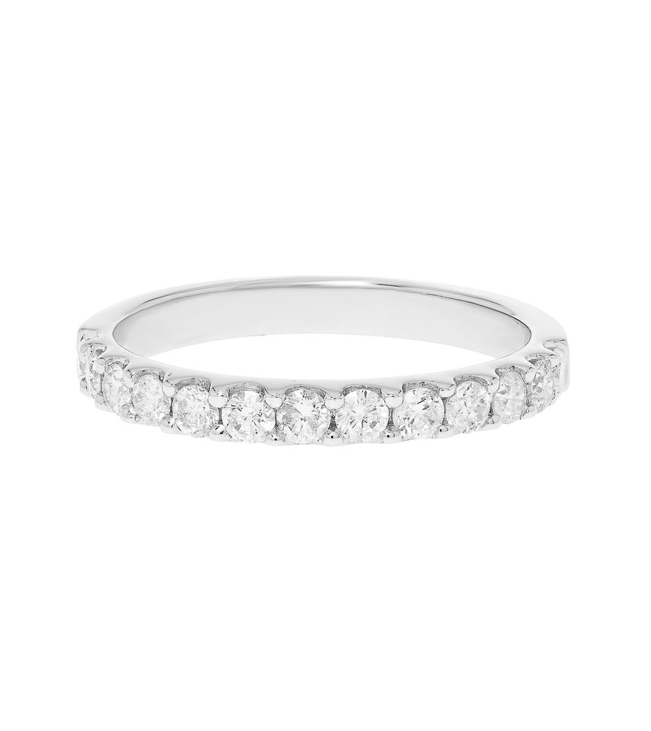 anel-meia-alianca-aparador-em-ouro-branco-de-diamantes-brilhantes