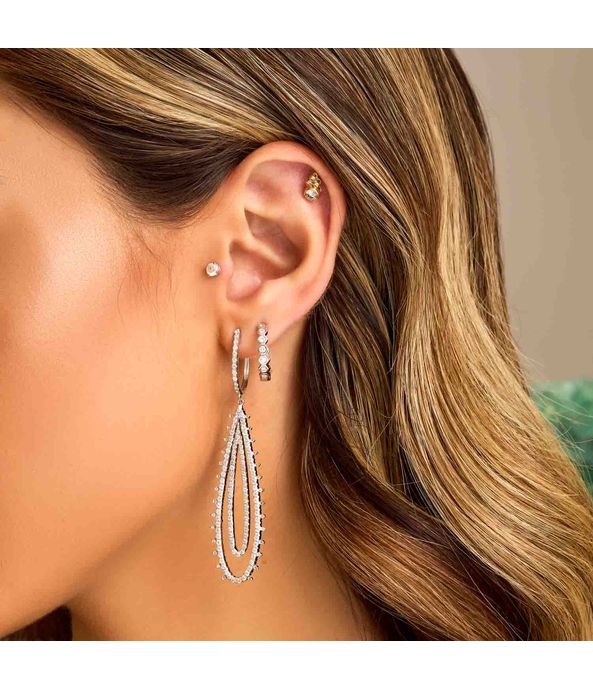 piercing-na-orelha-helix-de-ouro