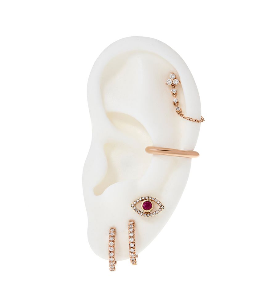 piercing-na-orelha-helix-de-ouro