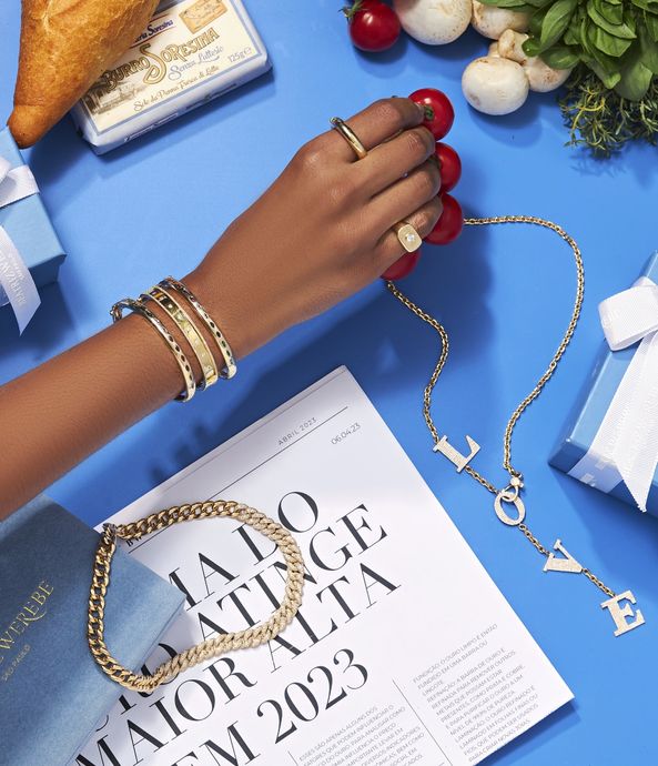 colar-gravatinha-lariat-de-ouro-com-diamantes