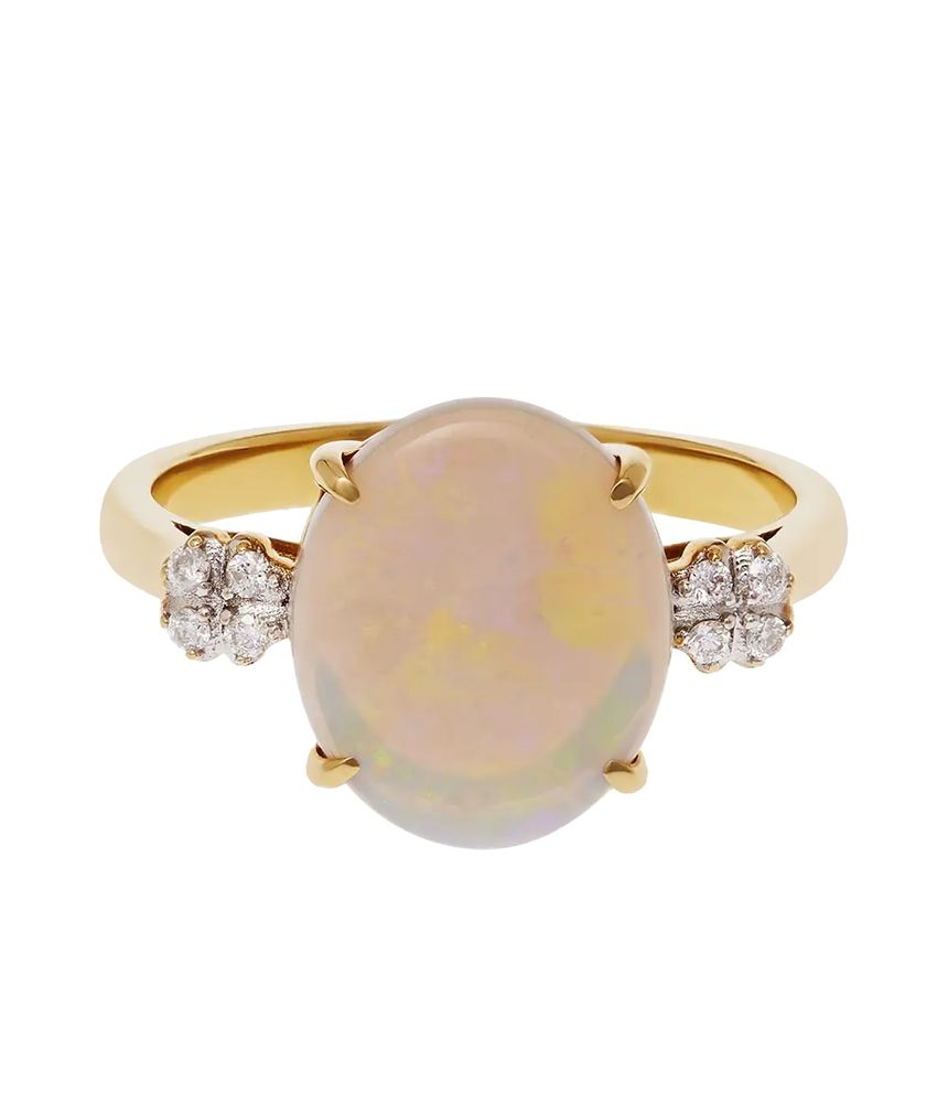 anel-de-noivado-solitario-de-ouro-com-opala-e-diamantes