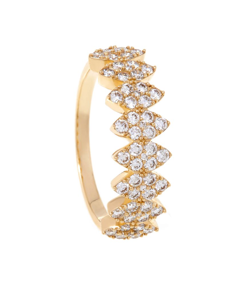 Anel-feminino-de-ouro-com-diamantes