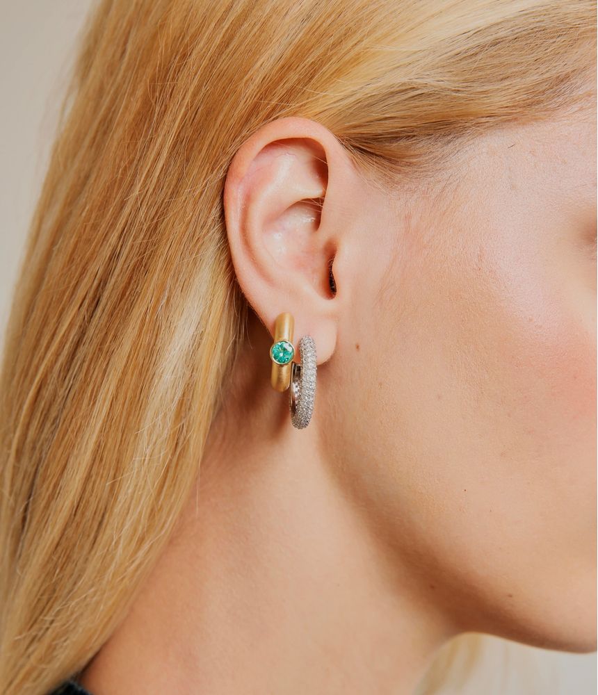 brinco-argola-chuncky-de-ouro-com-esmeralda