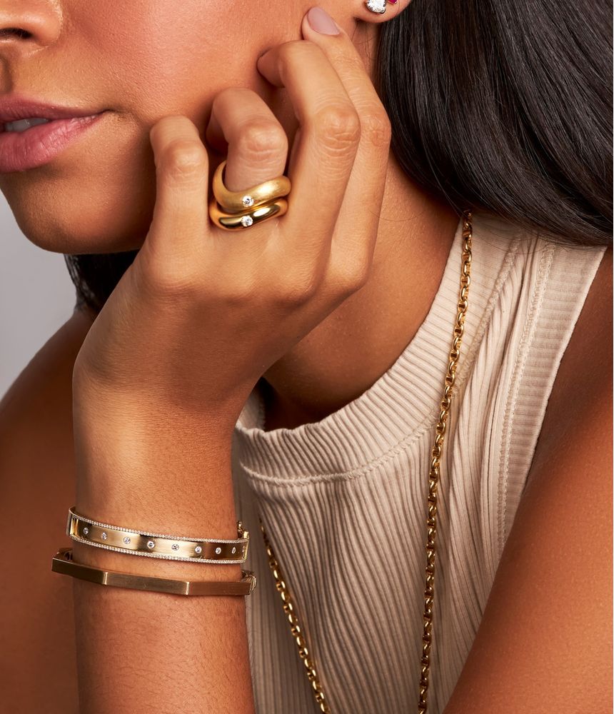 anel-solitario-de-ouro-com-diamante