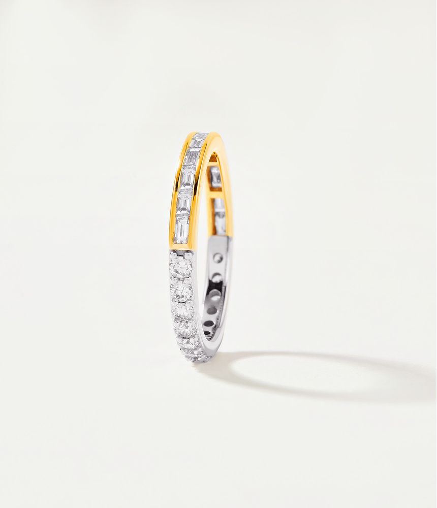 anel-alianca-inteira-de-ouro-amarelo-e-branco-com-diamantes