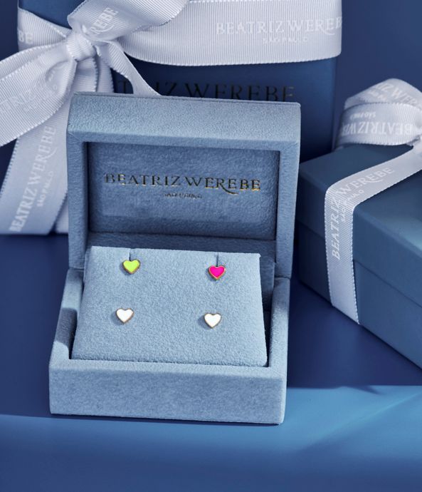 brinquinho-infantil-coracao-de-ouro-esmaltado-com-tarraxa-rosqueavel-press-baby