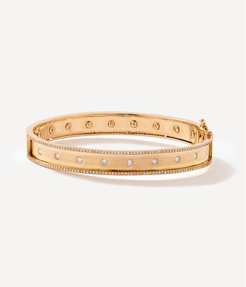 pulseira-bracelete-rigida-de-ouro-com-diamantes