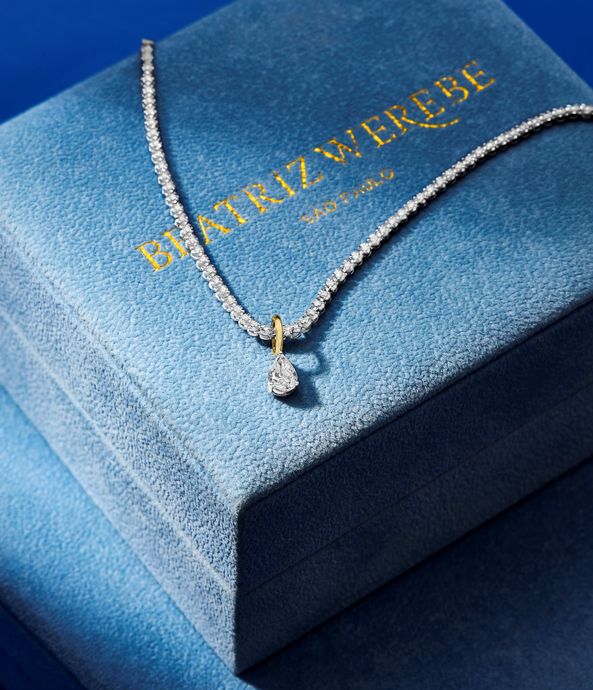 pingente-para-colar-com-diamante-solitario-de-ouro