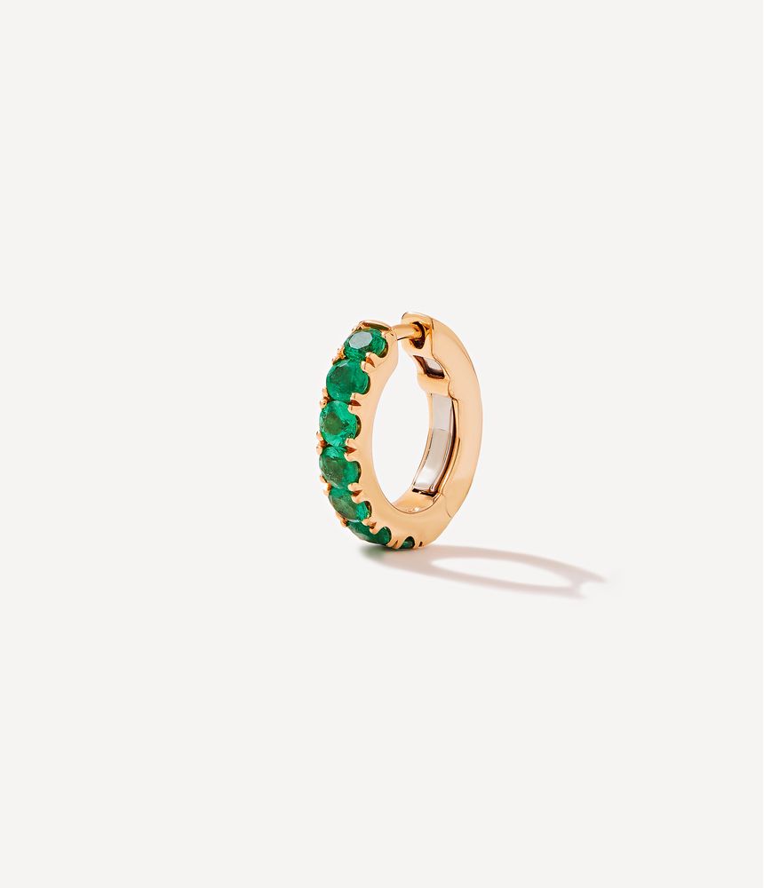 brinco-de-argola-unico-de-ouro-rosa-com-esmeraldas