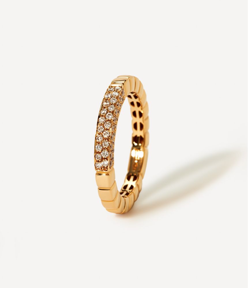 alianca-de-ouro-com-pave-de-diamantes