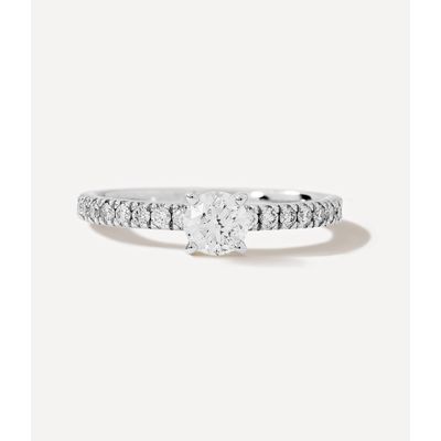 anel-de-noivado-solitario-de-ouro-branco-com-diamantes-brilhante