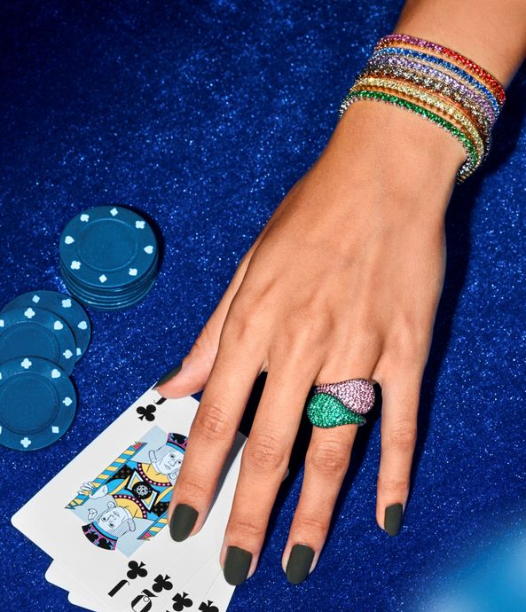 pulseira-riviera-tennis-bracelet-de-ouro-branco-com-degrade-de-safiras-azuis