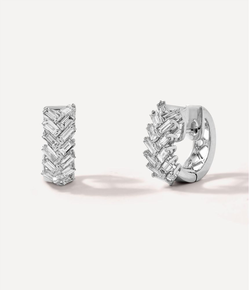 brinco-argola-de-ouro-branco-com-diamantes-baguete