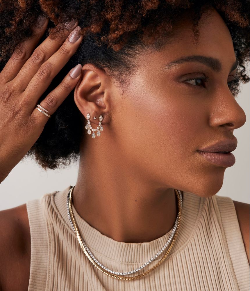 anel-duplo-de-ouro-com-diamantes-baguete-e-brilhantes