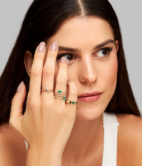 anel-solitario-de-ouro-com-diamante-navete