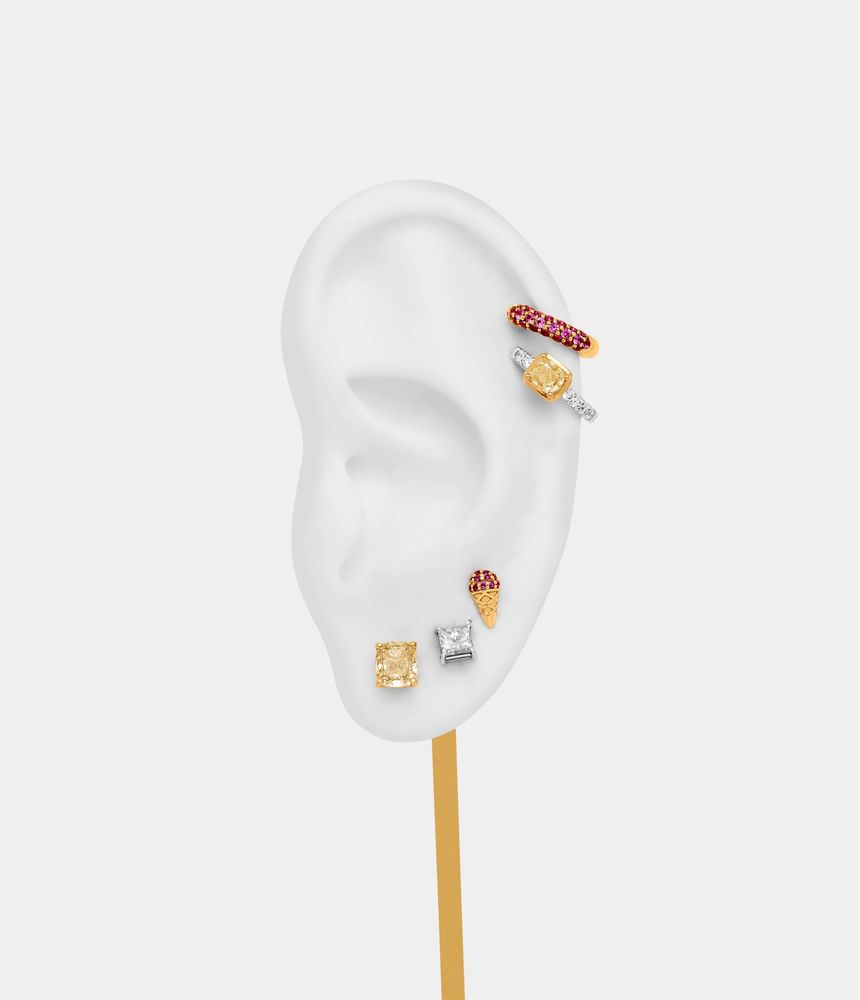 brinco-de-argola-unico-de-ouro-rosa-com-safiras-rosa