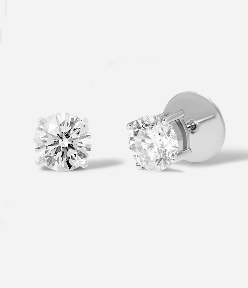 brinco-solitario-de-ouro-branco-com-diamante-gia-certificado