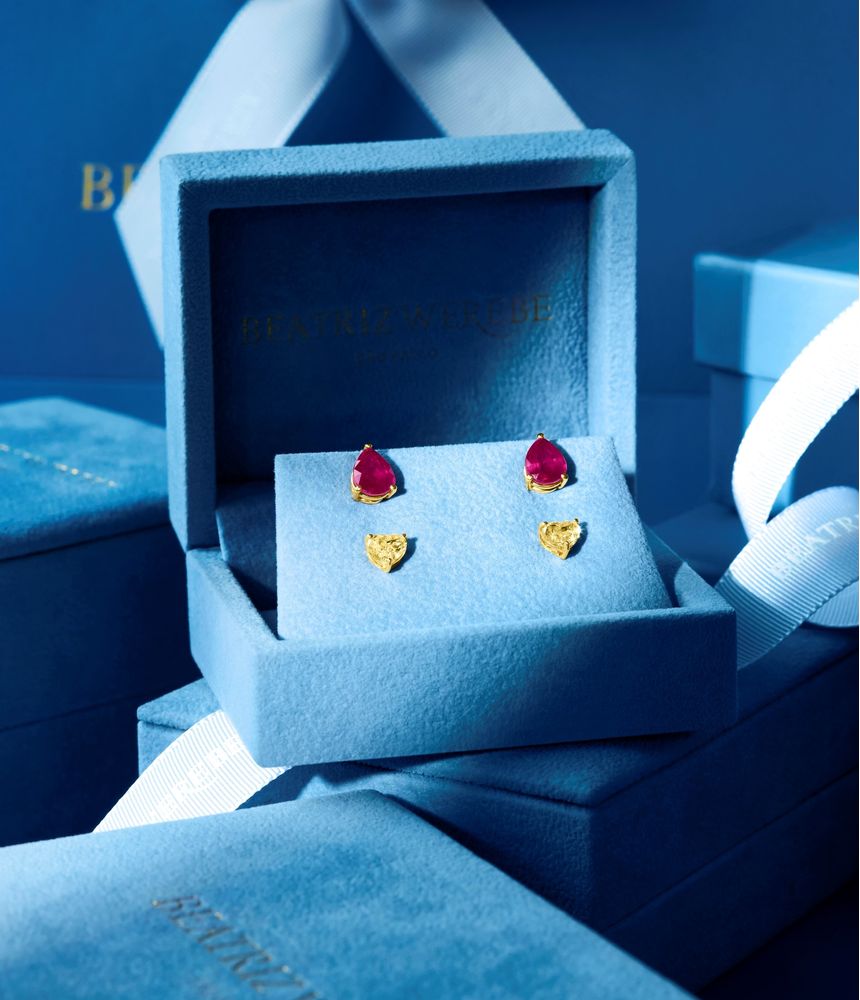 brinco-solitario-de-ouro-com-rubi-gota