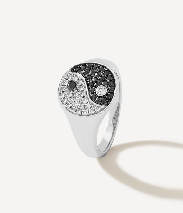 anel-de-dedinho-pinky-ring-yin-yang-de-ouro-branco-com-diamantes