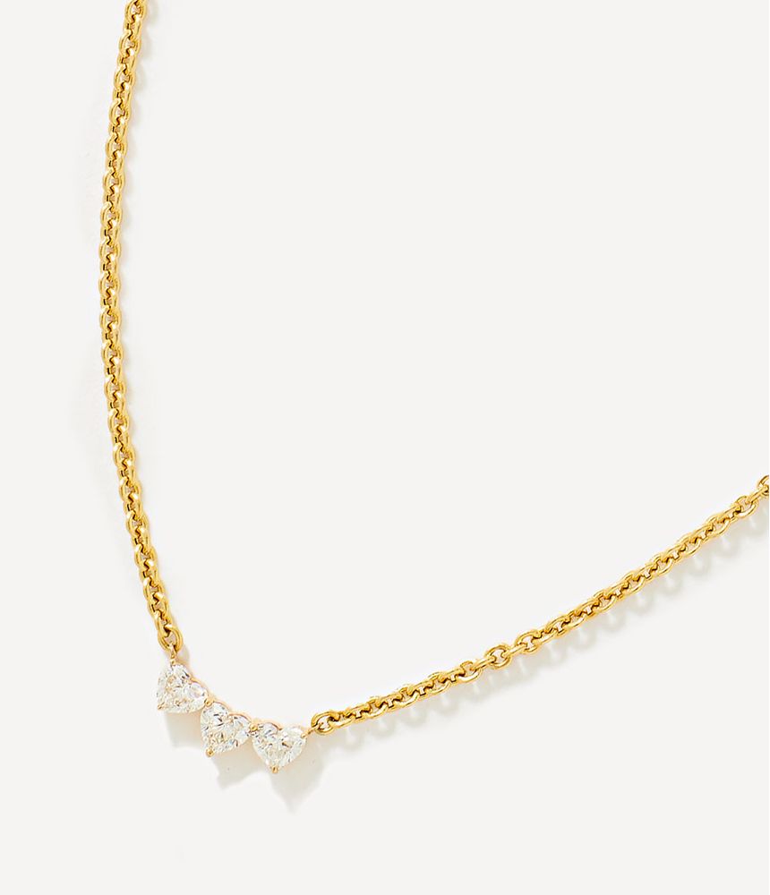colar-de-ouro-com-pingente-de-diamantes-coracao
