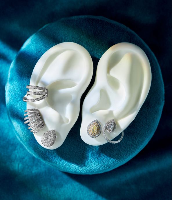 brinco-unico-de-ouro-branco-com-diamantes