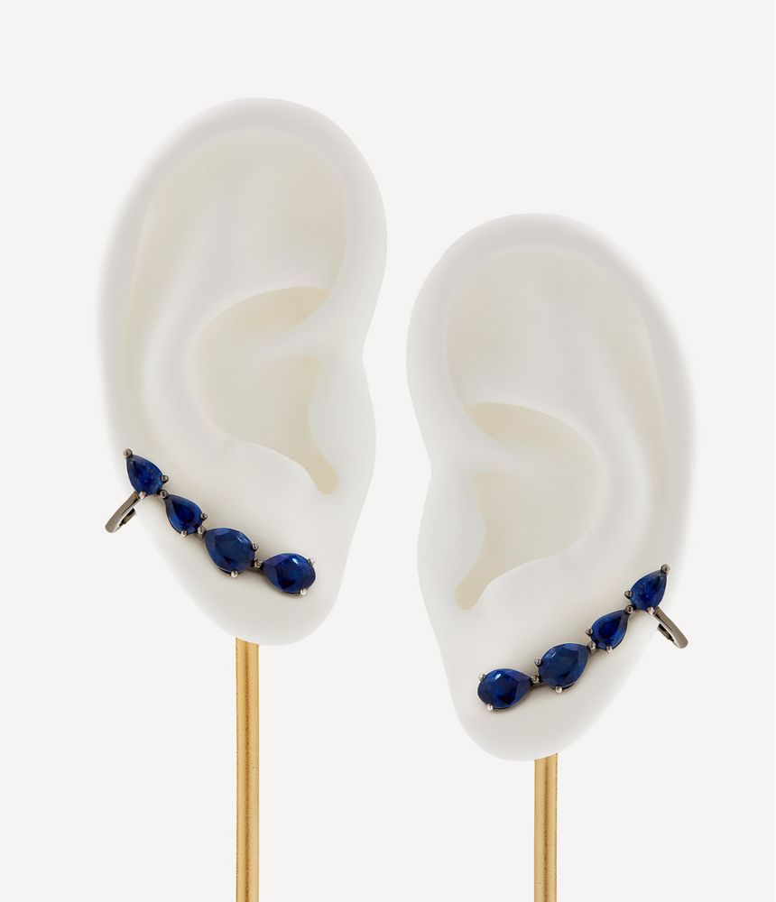 brinco-ear-cuff-de-ouro-negro-com-safiras-azuis