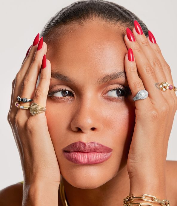 anel-de-dedinho-yvonne-leon-de-ouro