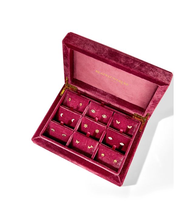 caixa-de-joias-para-brincos-e-piercings-beatriz-werebe-de-veludo