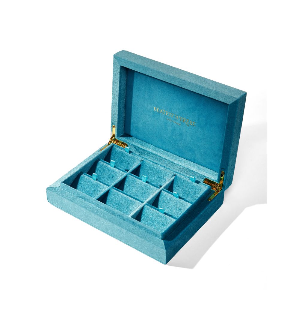 caixa-de-joias-para-brincos-e-piercings-beatriz-werebe-de-veludo caixa-de-joias-para-brincos-e-piercings-beatriz-werebe-de-veludo