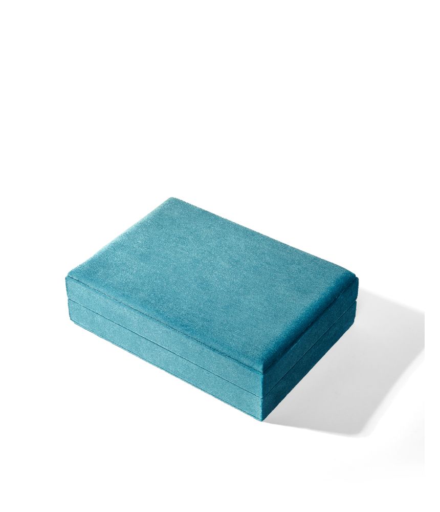 caixa-de-joias-para-brincos-e-piercings-beatriz-werebe-de-veludo