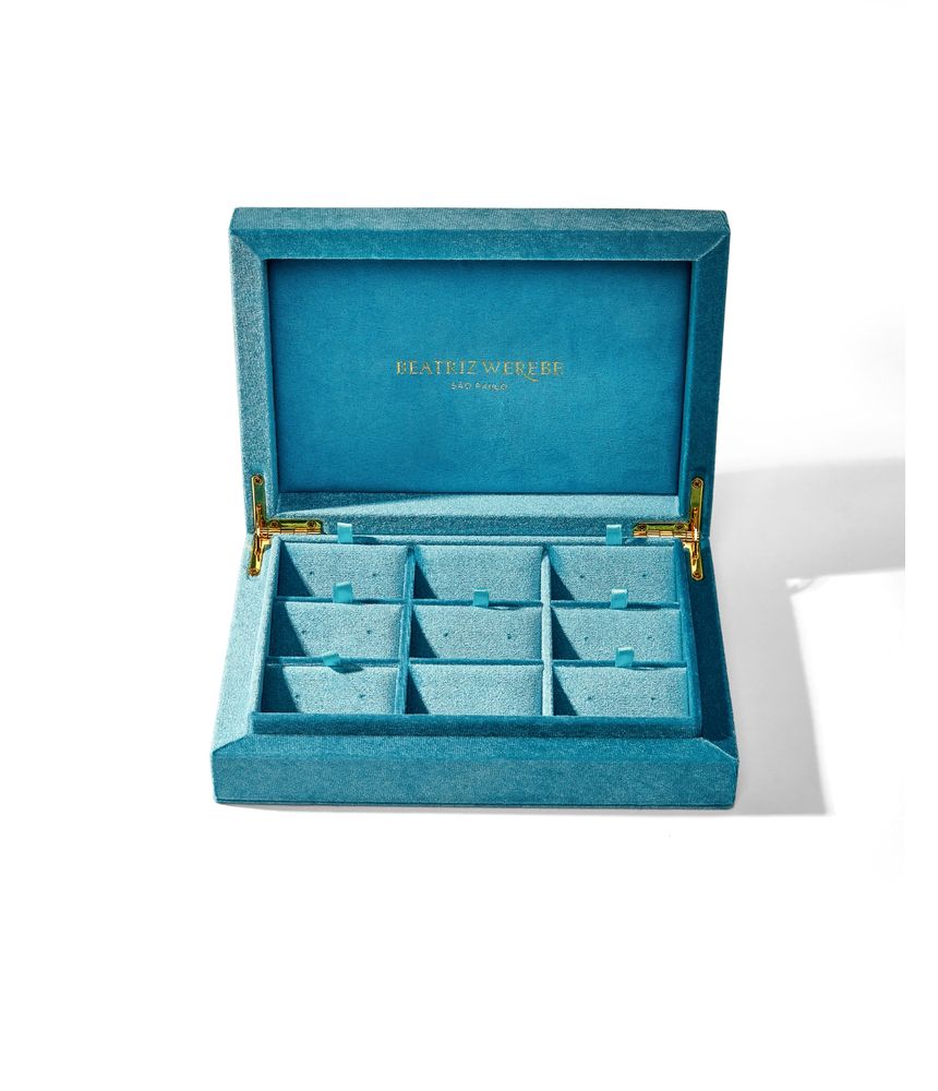 caixa-de-joias-para-brincos-e-piercings-beatriz-werebe-de-veludo