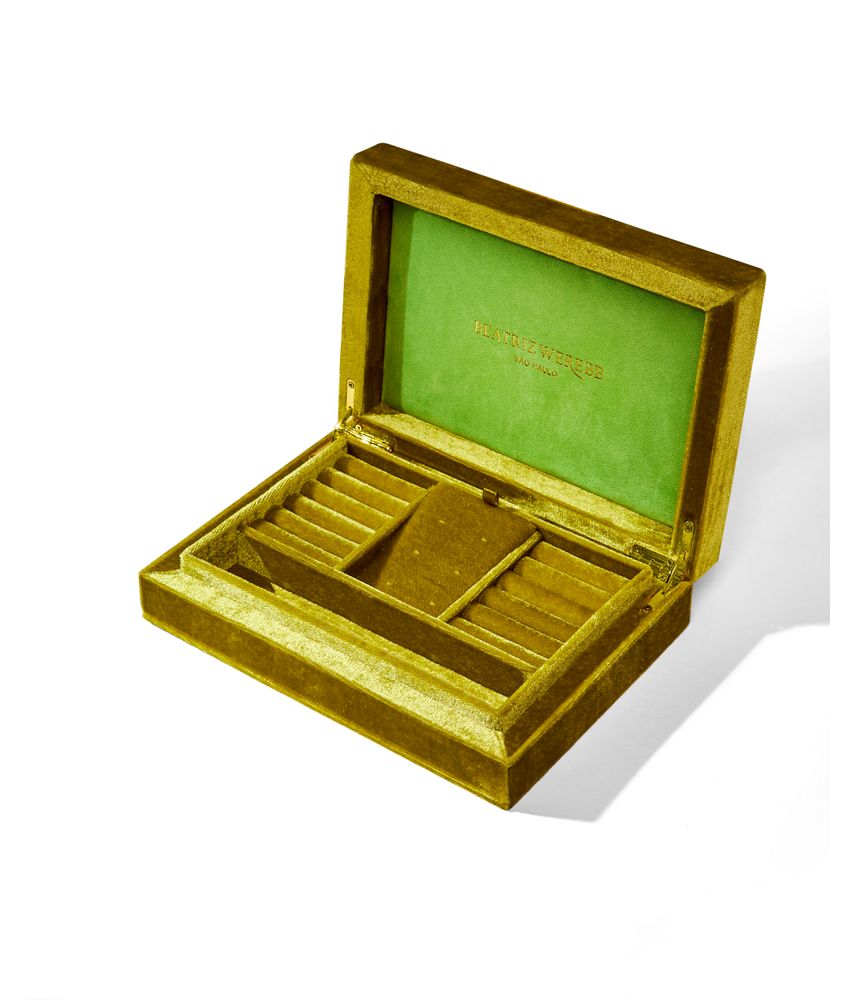 caixa-de-joias-beatriz-werebe-de-veludo