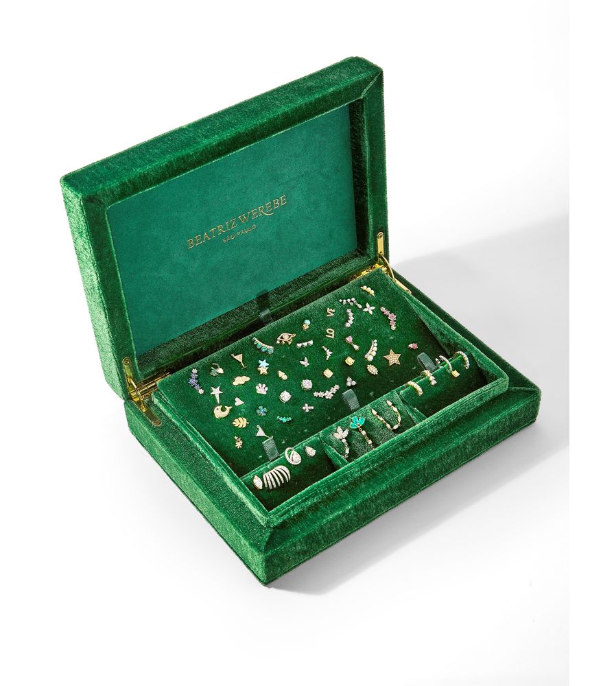 caixa-de-joias-para-brincos-e-piercings-beatriz-werebe-de-veludo