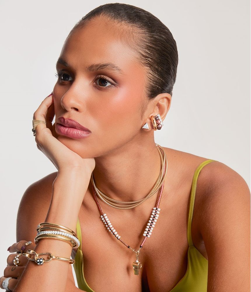 brinco-solitario-de-ouro-branco-com-diamante-gia-certificado