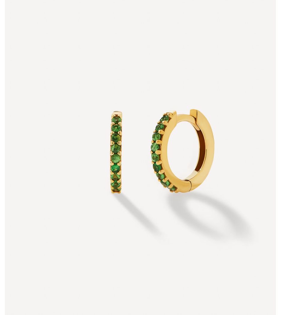 brinco-argola-huggie-em-ouro-com-tsavoritas brinco-argola-huggie-em-ouro-com-tsavoritas