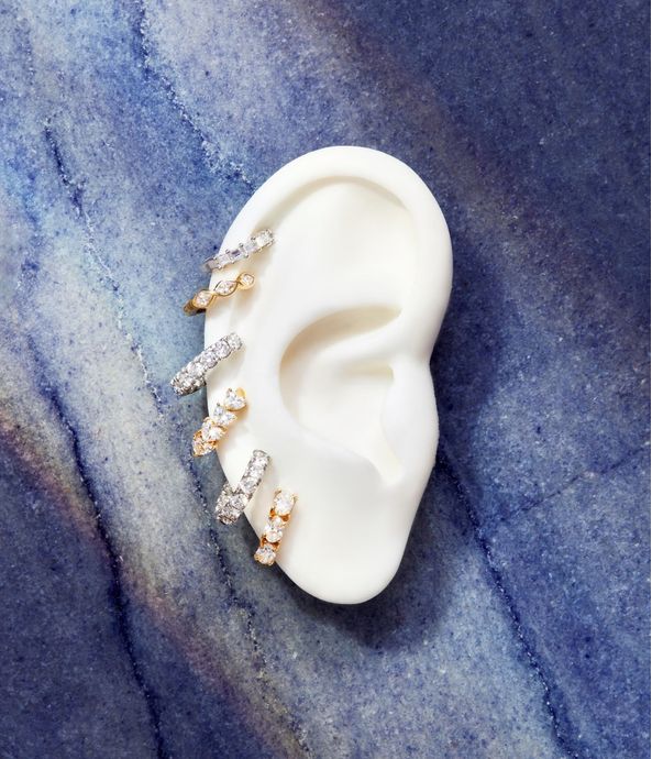 brinco-argola-unico-de-ouro-com-diamantes-navete