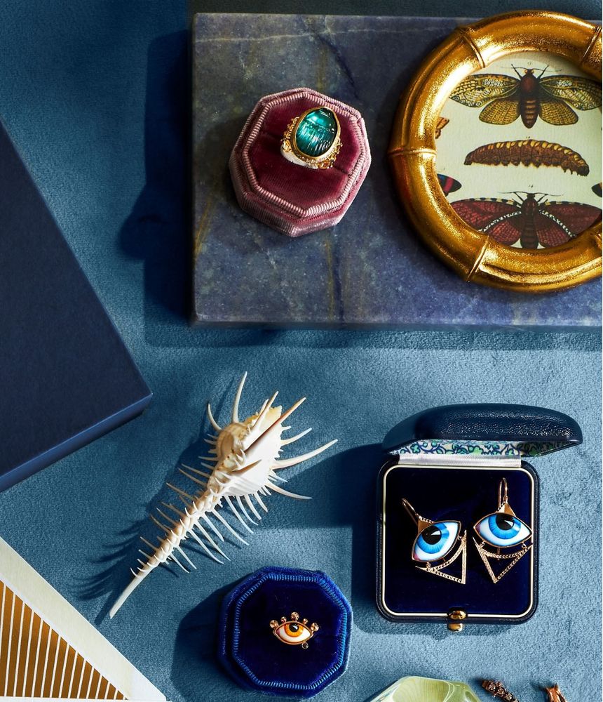 anel-lito-concha-de-ouro-com-diamantes-e-calcedonia