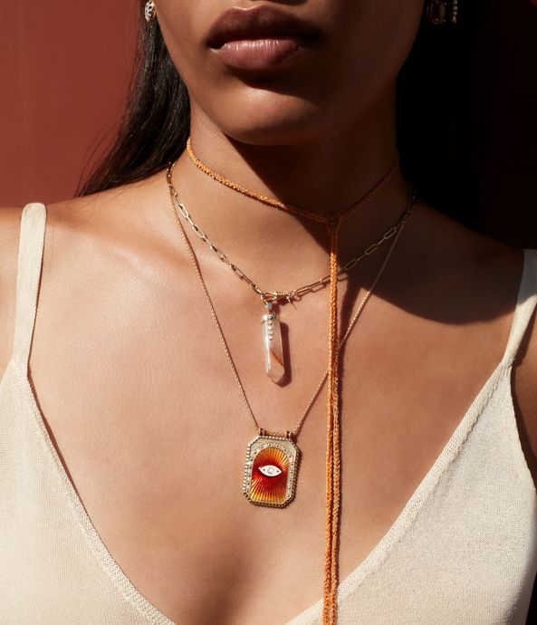 colar-pendente-crystals-links-manhattan-de-ouro-com-quartzo-e-diamante-cl201130_4