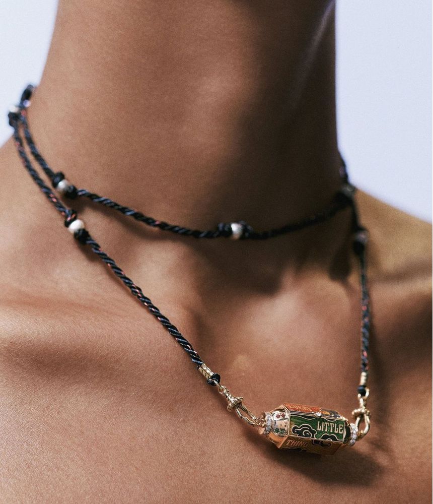 Colar_Marie_Lichtenberg_blunt_box_locket_com_ourorosa_1